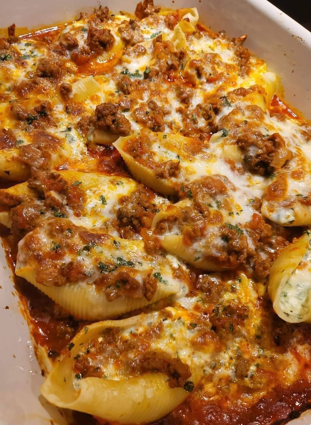 Taco Stuffed Shells 462536460_565460159382561_8720797704854829049_n (1)