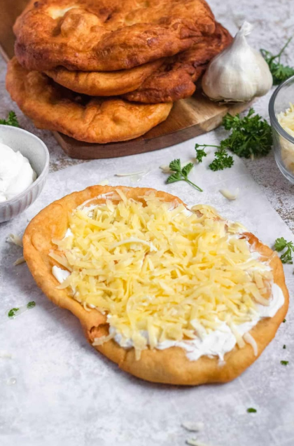 Hungarian Langos Recipe 🇭🇺. Capture d’écran 2025-05-12 165232