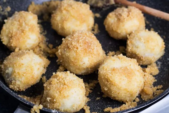 Hungarian Plum Dumplings - Szilvas Gomboc🇭🇺 Capture d’écran 2025-05-29 154623